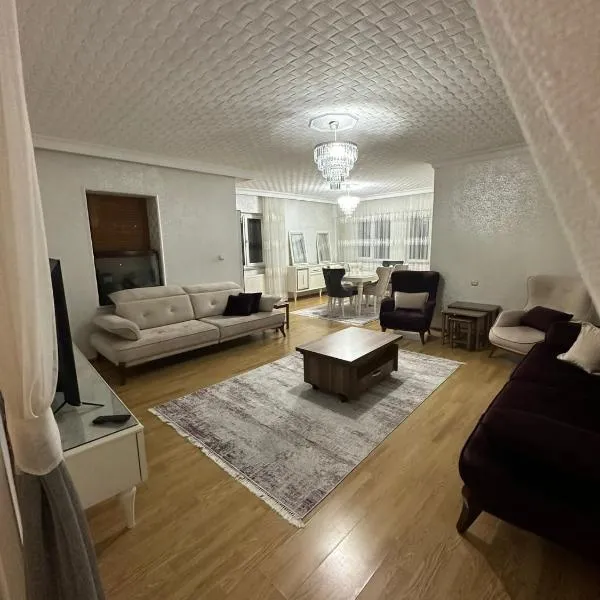lovely 2 bedrooms apartment with full furniture, hotel in Beylikduzu