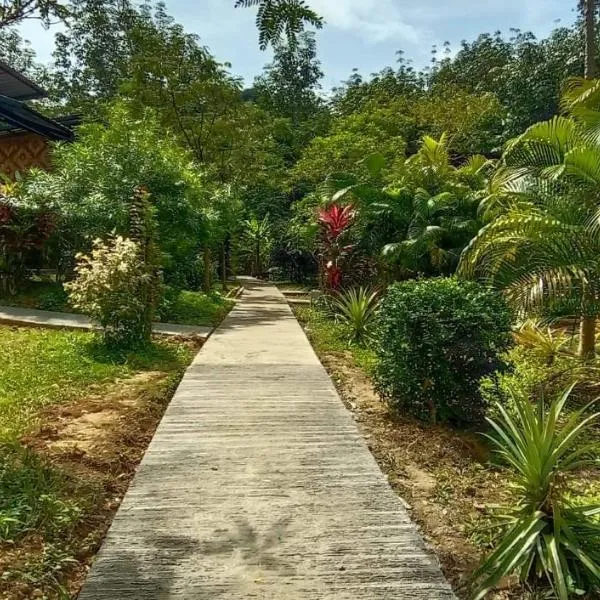 Koh Mook Bamboo Bungalows, хотел в Ко Моок