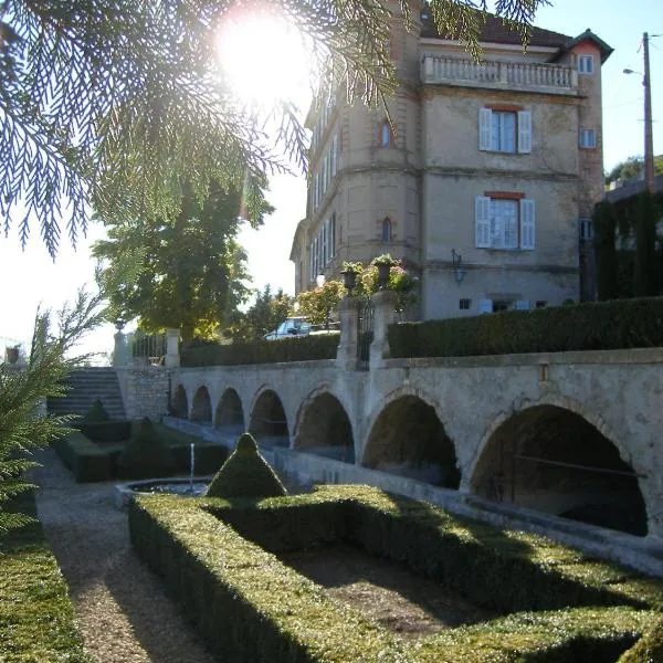 Château du Grand Jardin, hotel en Riez