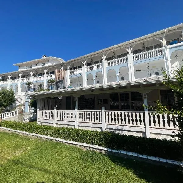 Diaporos Hotel, hotel Vurvurúban