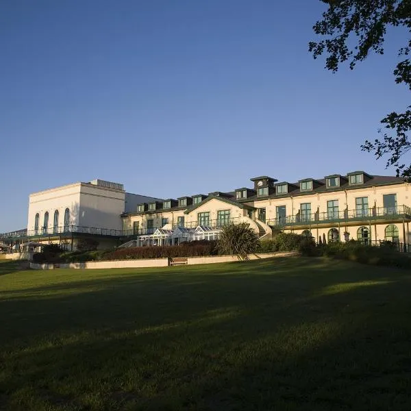 ヴェール リゾート（Vale Resort）、ヘンソルのホテル