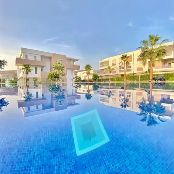 Superbe Appartement avec Piscine - 5 min de la Plage à Imi Ouaddar, hotel v destinaci Agadir nʼ Aït Sa