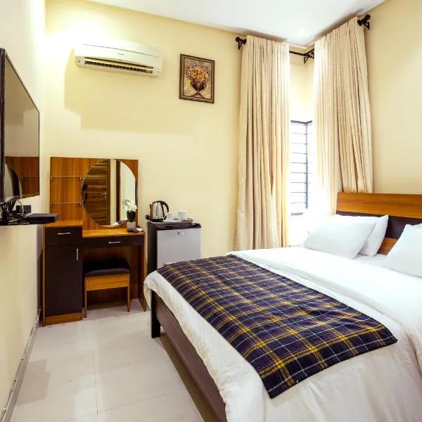 Rushmore - Standard Room, hotel di Lagos