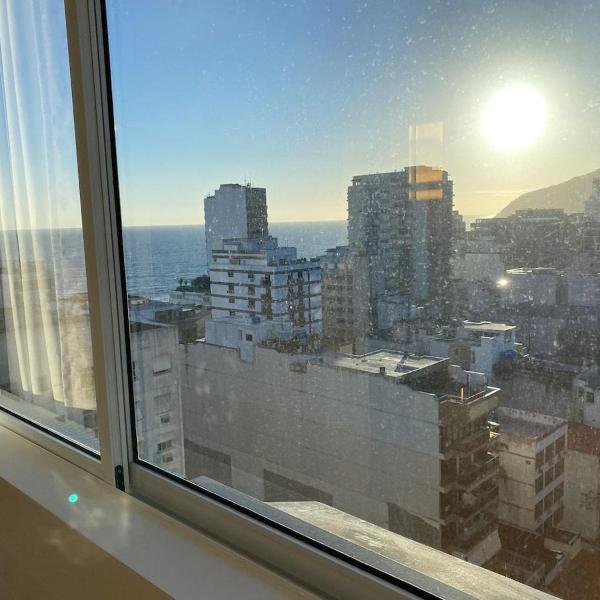 Lindo apartamento na segunda quadra da praia
