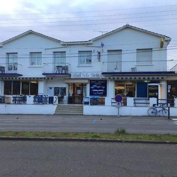 Hotel de la Forêt、La Parée Preneauのホテル