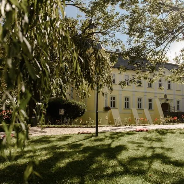 Hotel Zamek Chałupki, hotel a Krzanowice