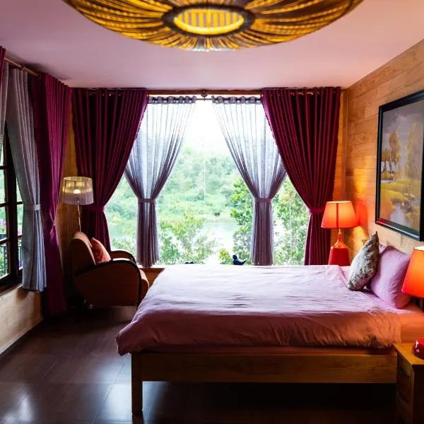 Dog Friendly Hotel $Da Lat - $Zen Cafe Lakeside