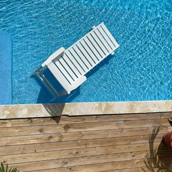 Porta Del Sol CV, ξενοδοχείο σε Tamarindo