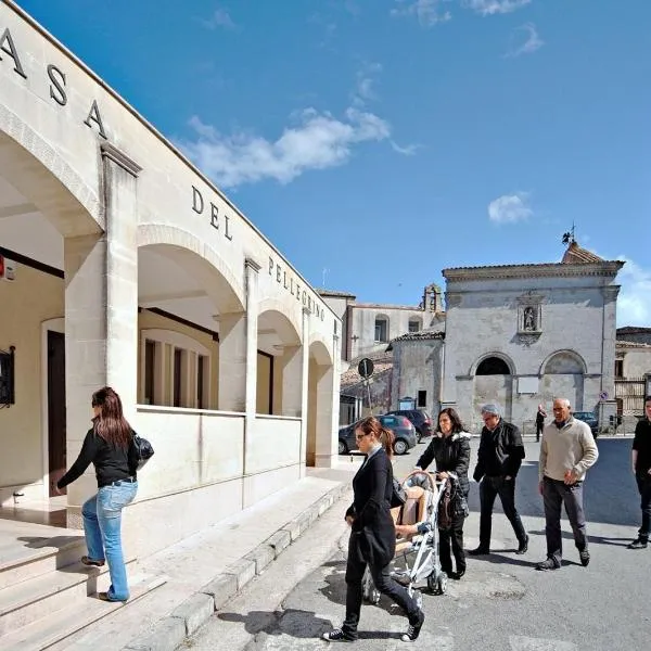 Albergo Casa Del Pellegrino, hotel en Monte SantʼAngelo