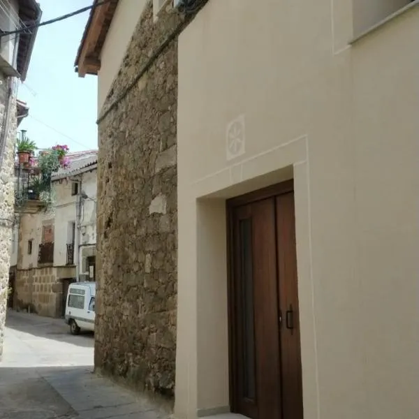 CASA RURAL LA MANFORTA, hotel en Santibáñez el Alto