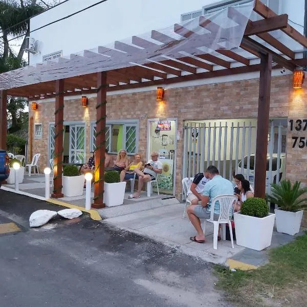 Hotel Pousada Girassol, hotel v destinaci Matinhos