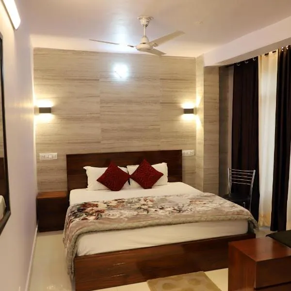 Royal Inn Rewalsar, hotel v destinaci Malther