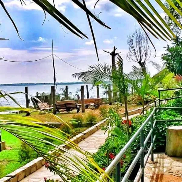 Gipir and Labongo Safari Lodge Ltd, hotel v destinaci Pakwach East