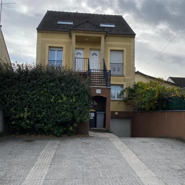 Magnolia58, hotel in Pontault-Combault