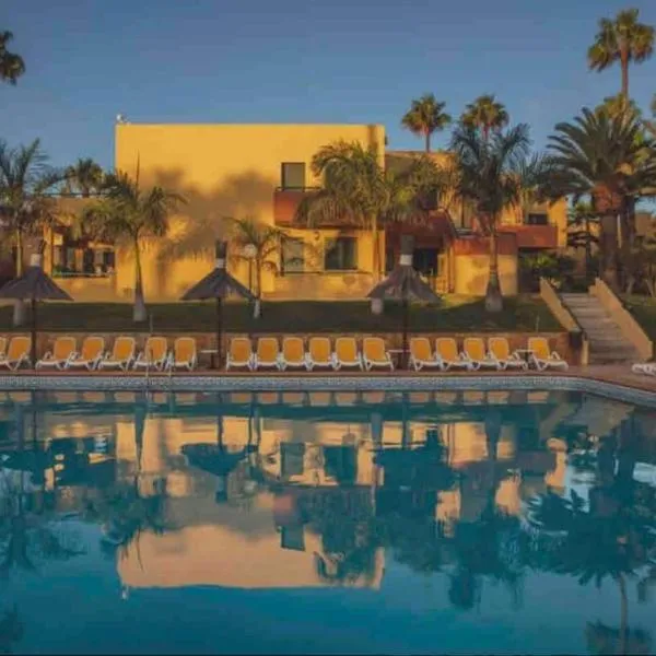 Corralejo Garden House, hotel v destinaci La Oliva