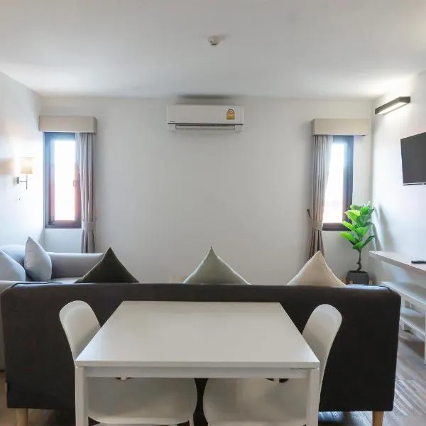 Carnation Residence, hotel v destinaci Samut Prakan