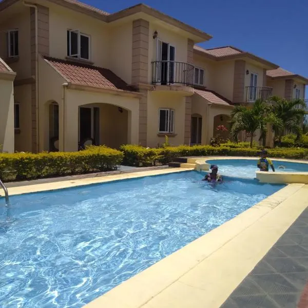 Lotus Villa, Résidences Le Chaumet, Pereybere, hôtel à Bain Boeuf
