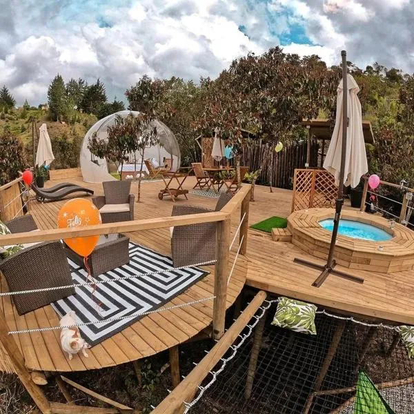 BubbleSky Glamping 40 min from Medellin, hotel i El Retiro