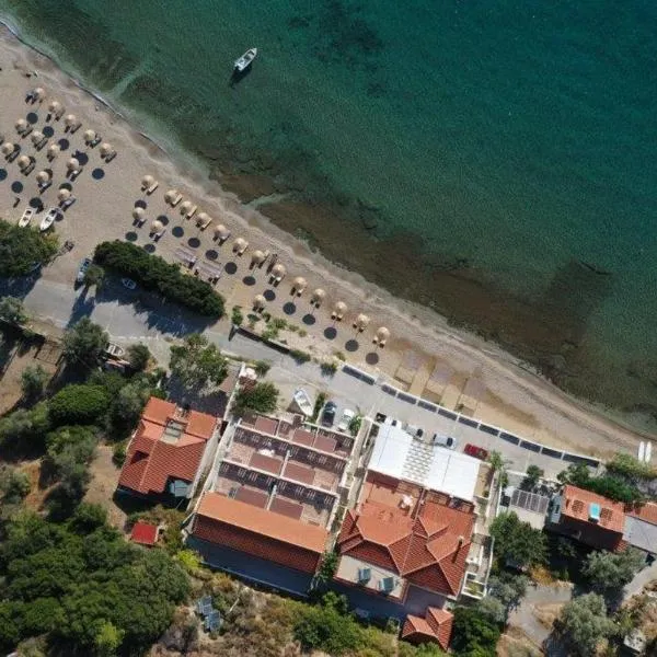 Nereides Seaside Apartments, hotel v destinaci Marathokampos