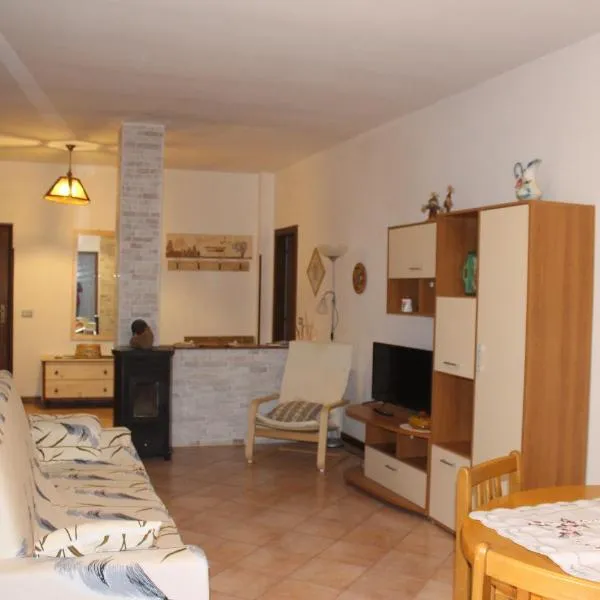 Apartments Carisolo - Val Rendena, viešbutis mieste Karizolas