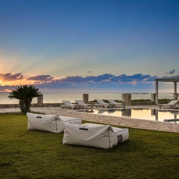 Agnanti Suites, hotel v destinaci Minia