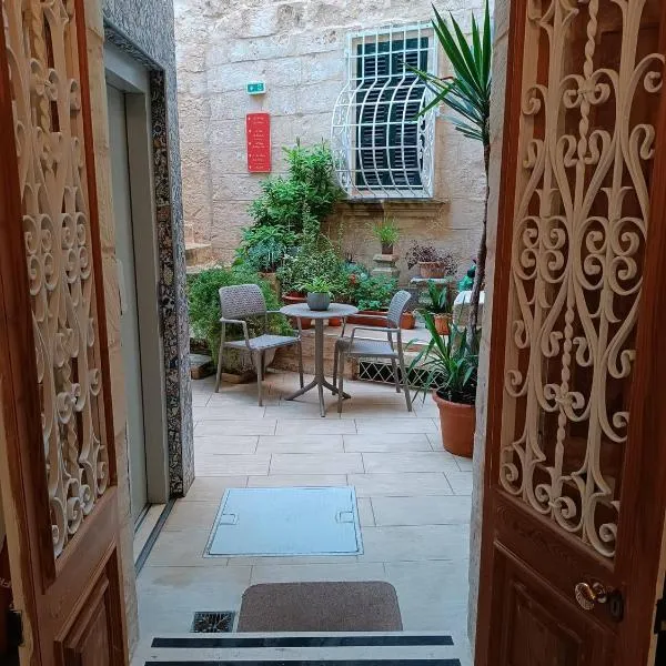 Palazzino Nina Boutique Hotel, hotel in Qormi