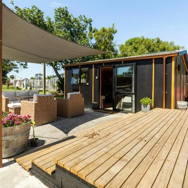 Stylish hideaway on High st Carterton, hotel v destinaci Carterton