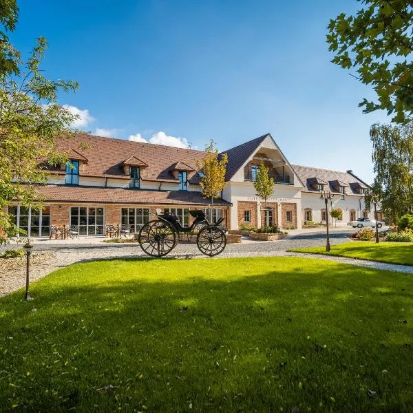 Arkady Hof Hotel, hotel in Stupava