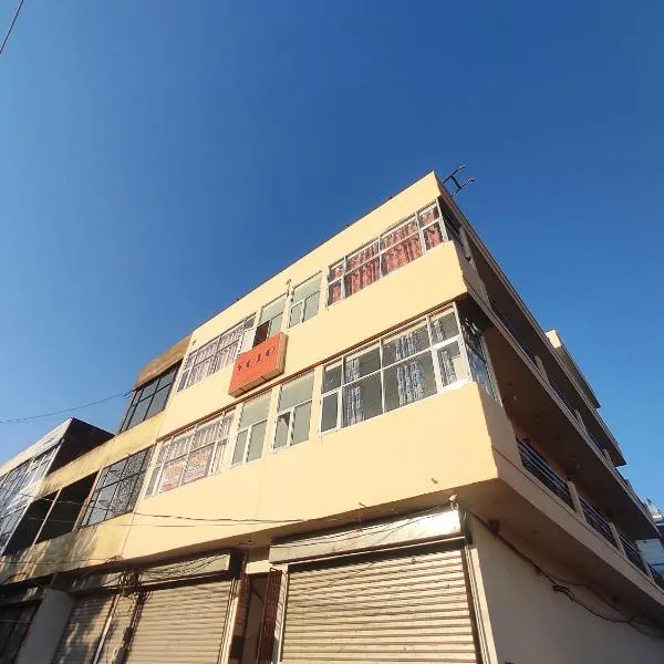 Hotel Yolo- Chandigarh, hotel in Chandīgarh