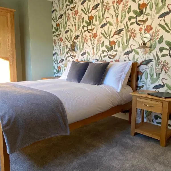 Marshpools Bed & Breakfast - Licensed near Weobley village, hotel in Staunton on Wye