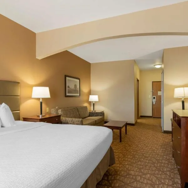 Best Western Plus Butterfield Inn, hotel u gradu 'Hays'