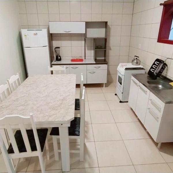 Residencial família Milani 100 metros do mar Torres - Foto 2