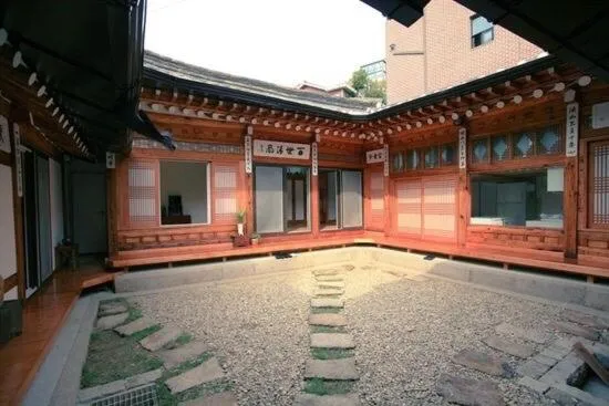 Eugene Hanok Stay, hotel v Soulu