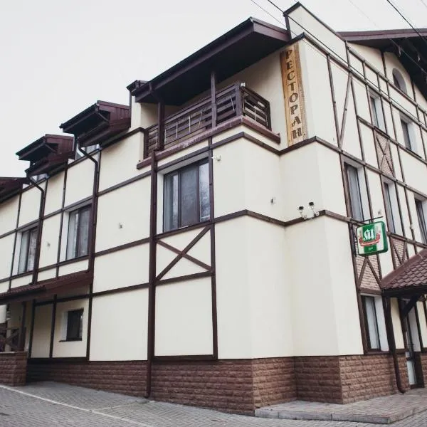 Complex Zolota Pidkova, hotel in Yelikhovichi