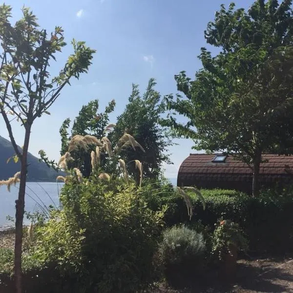 The Boathouse pod, hotel v destinaci Onich