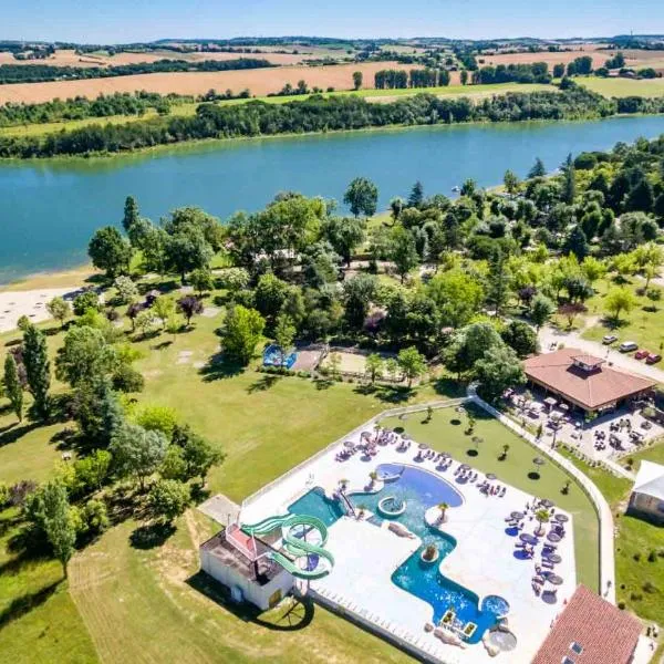 Camping le Lac de Thoux, hotel in Touget