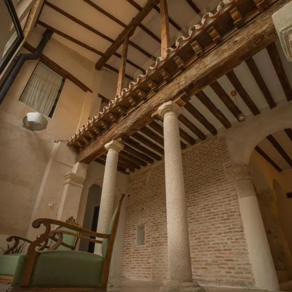 Casa de los Mendoza - Casa Solariega en el casco histórico, hotel in Alcalá de Henares