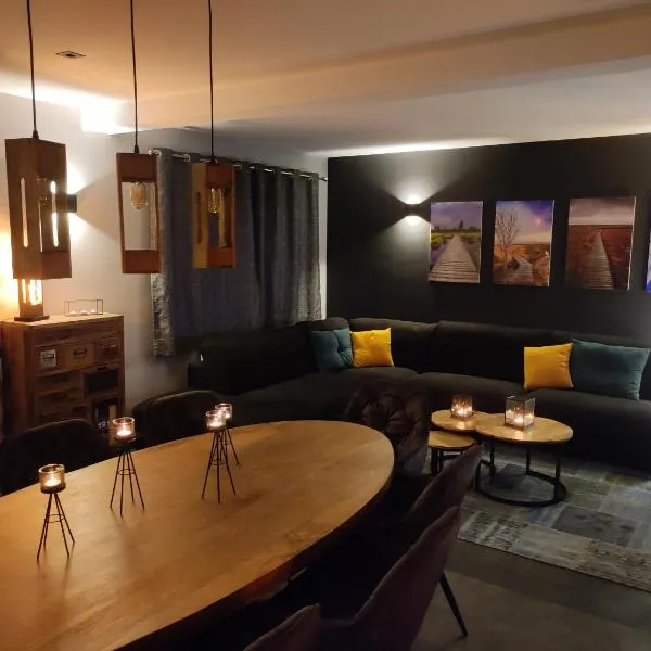 Gîte La Renéade, hotel in Foyr