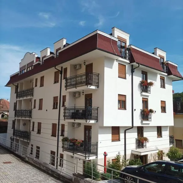 Apartman 8 Extra Vrnjacka Banja, khách sạn ở Vrnjačka Banja