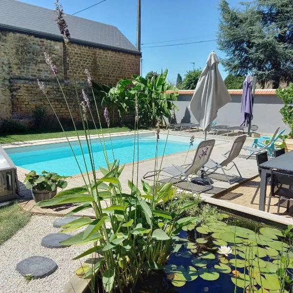 Appartement, 2eme étage avec piscine partagée、Doncheryのホテル