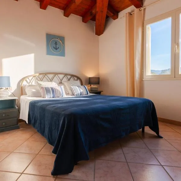 Residence SardegnaSummer Li Cuppulati, hotel v destinaci San Teodoro
