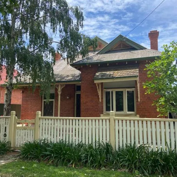 Central CBD House, hotel a Wagga Wagga