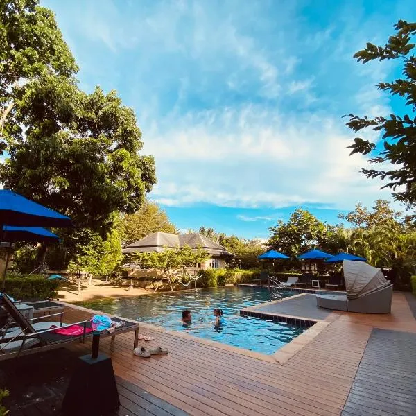 Perennial Resort, hotel v destinaci Nai Yang pláž