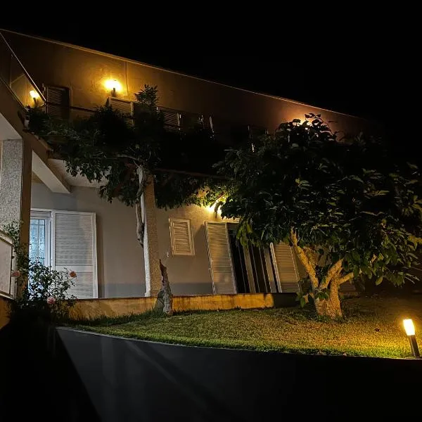 Casa do Eirô, hotel en Resende