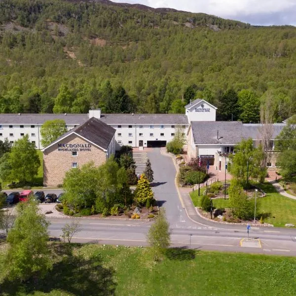 Macdonald Highlands Hotel at Macdonald Aviemore Resort、アビモアのホテル