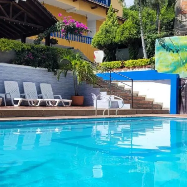 HOTEL BRISAS DE SANTA FE, hotel v destinaci Santa Fe de Antioquia