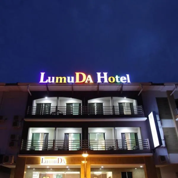 Lumuda Hotel, hotell i Kampong Labohan Bilek Kechil
