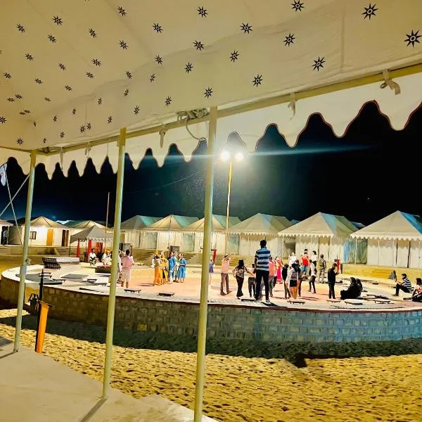 Raj Safari Resort, hotel in Sām