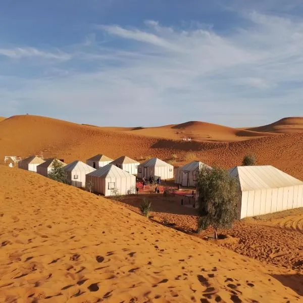 Magic Luxury Camp, hotel in Merzouga