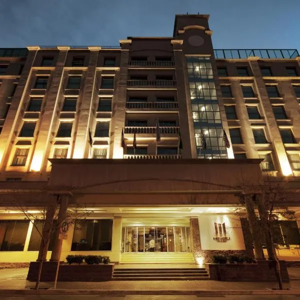 Mod Hotels Mendoza, hotel v destinaci Mendoza